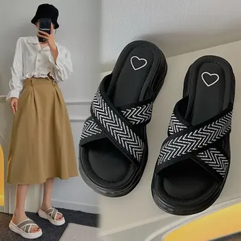 Noul Brand de Designer, de Vară, femeie Slide Moda Slip-on Papuci de Plajă femeie cu Dungi Sandale Design Exterior Pantofi Latex Flip Flops